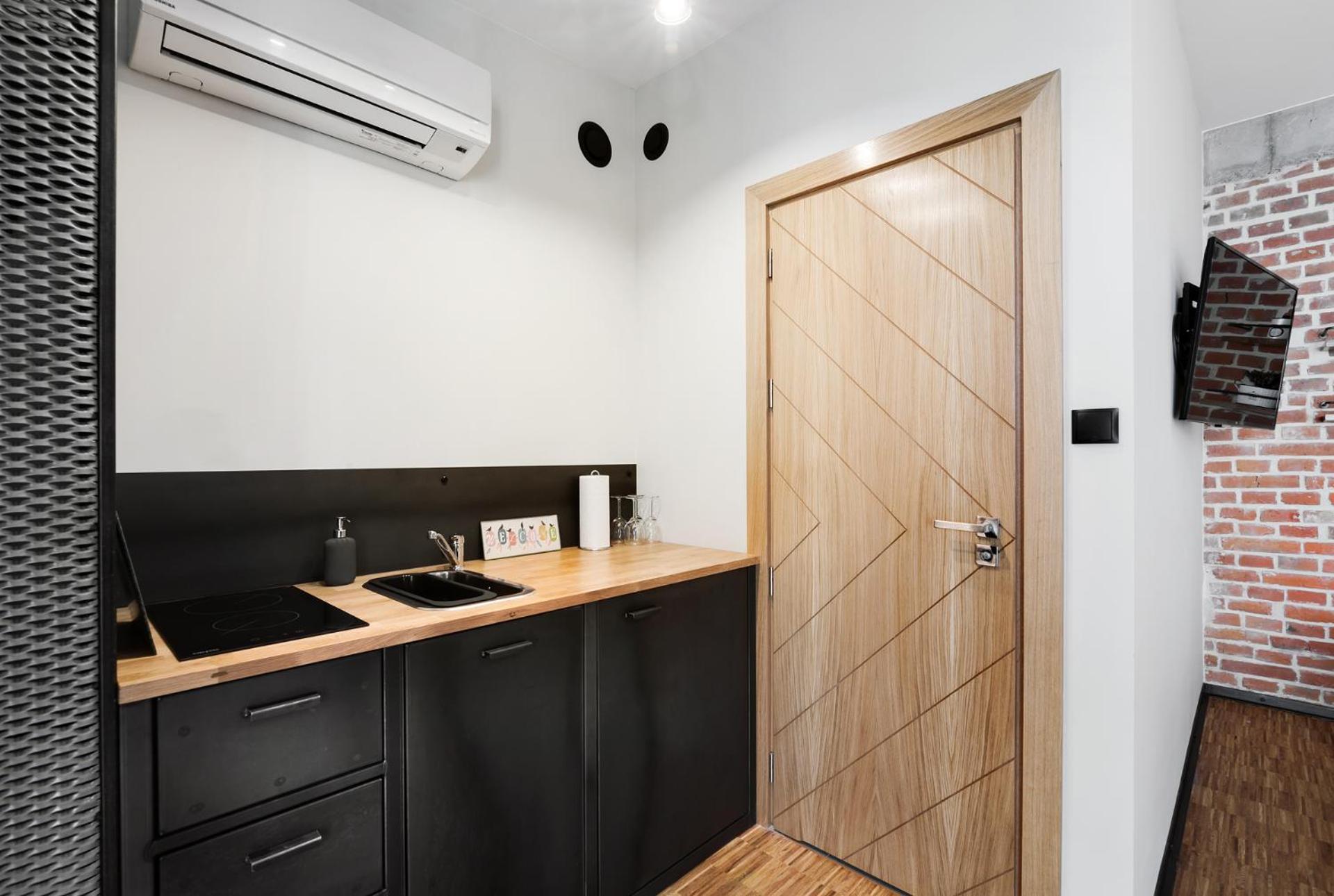 Well Well Aparthotel Cracovie Extérieur photo