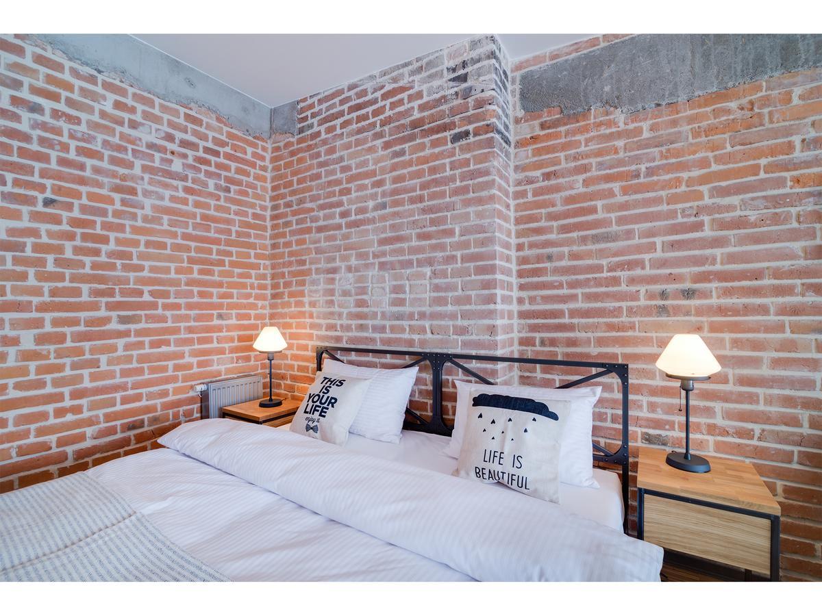 Well Well Aparthotel Cracovie Extérieur photo